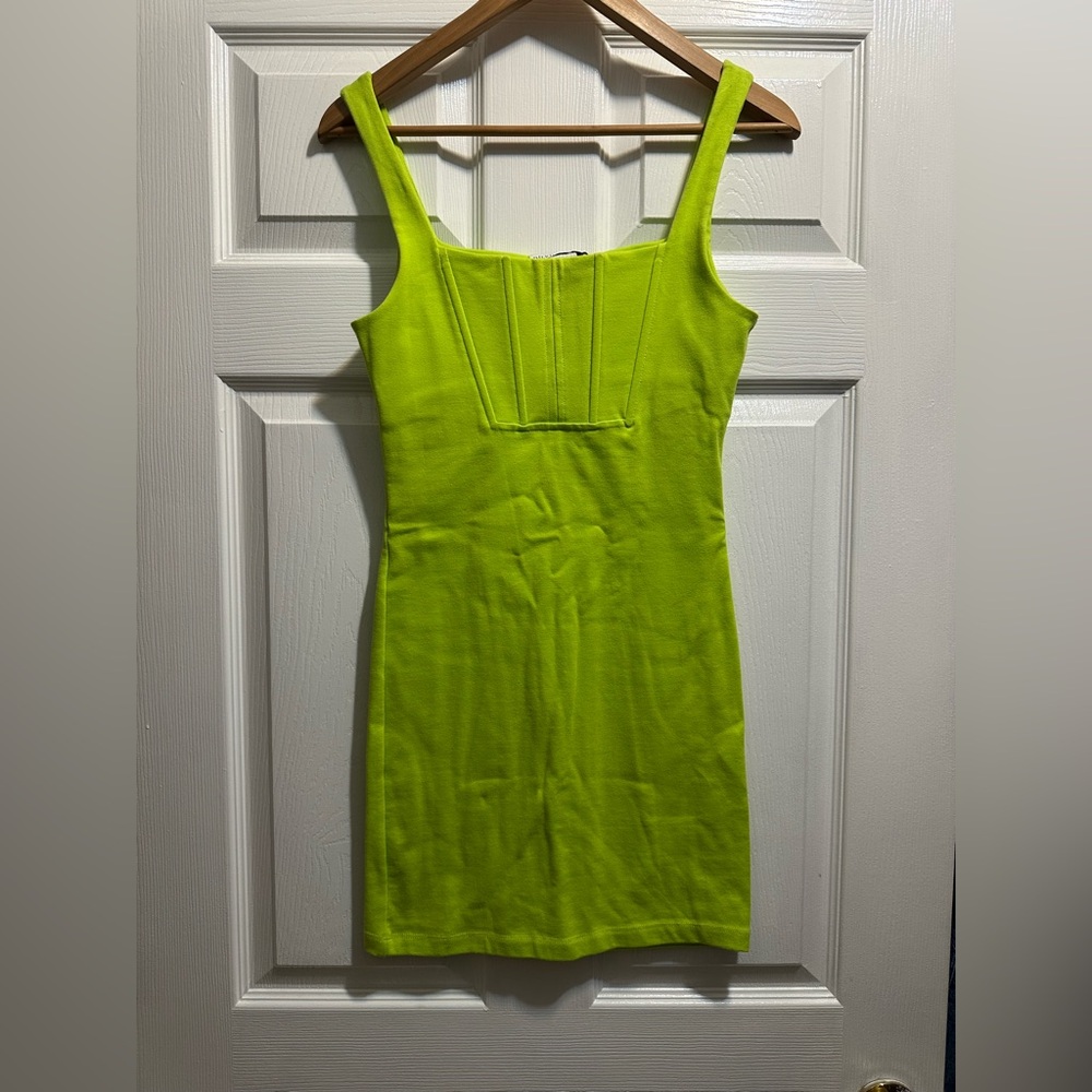 NWT Sleeveless Bodycon Dress